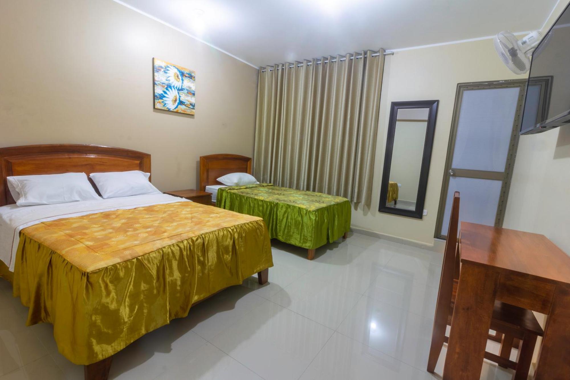 Hotel Luxor - La Merced La Merced  Ngoại thất bức ảnh